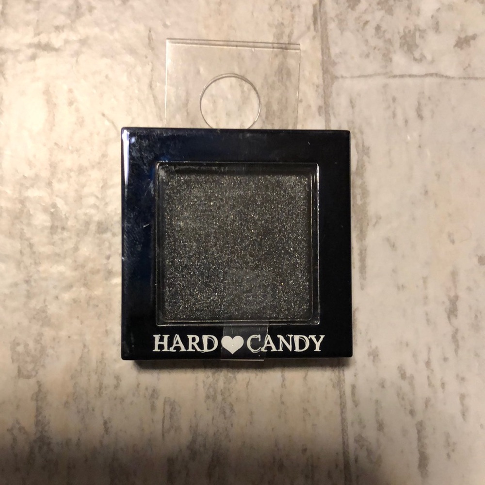 Hard Candy Single & Loving It Eyeshadow Night Out - Picture 2 of 3